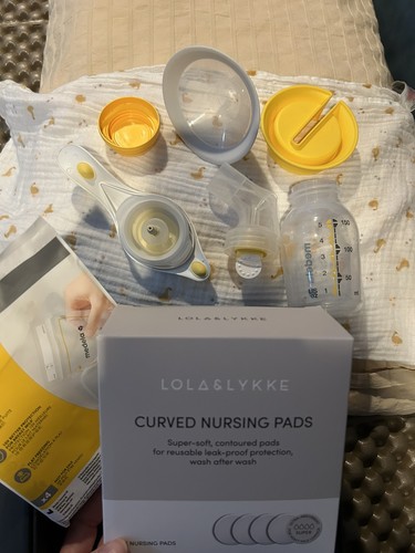 Medela manual breast - breast, pump